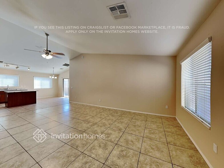 Building Photo - 1789 W Desert Mountain Dr