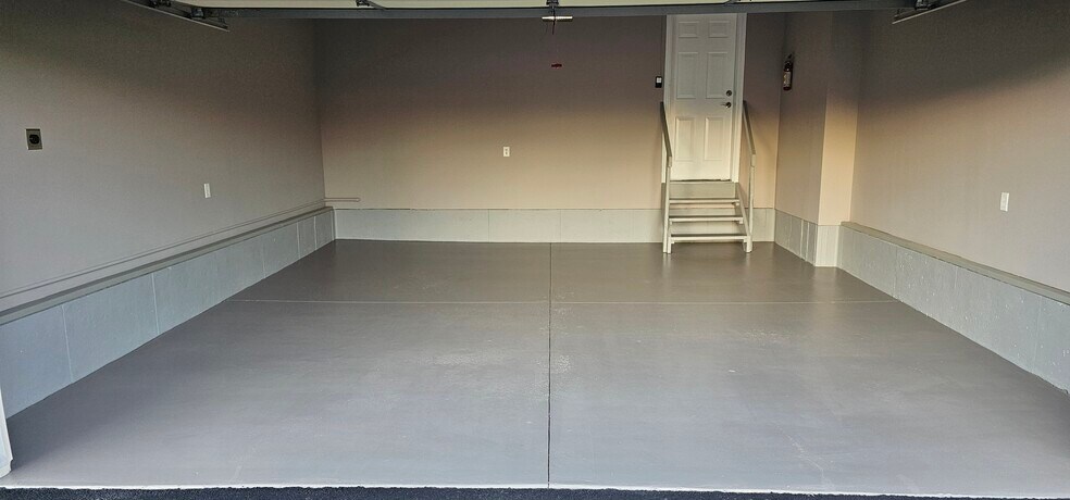 Building Photo - 5113 Minuteman Ln