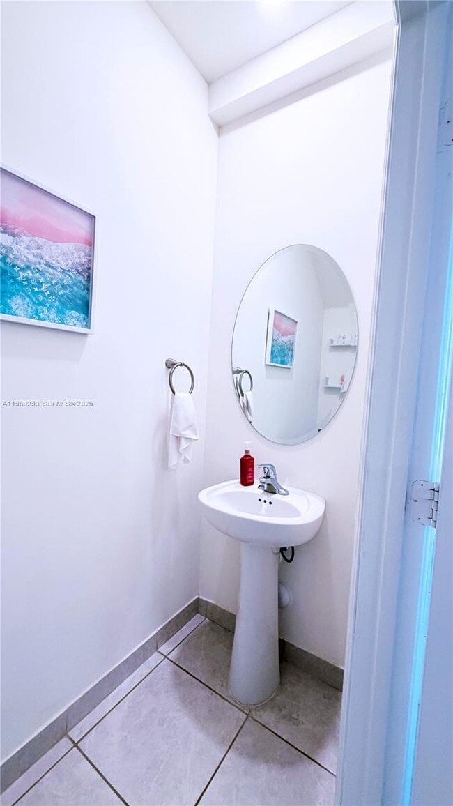 Building Photo - 3264 W 100th Terrace