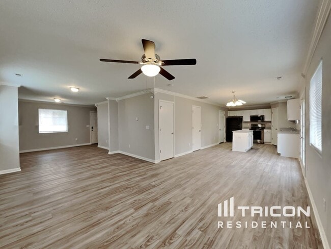 Building Photo - 7 Selsey Ct