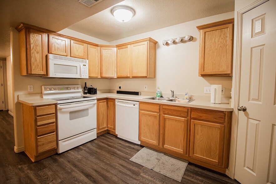 Building Photo - 352 W 13130 S