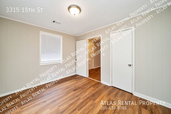 Building Photo - 3315 15th St