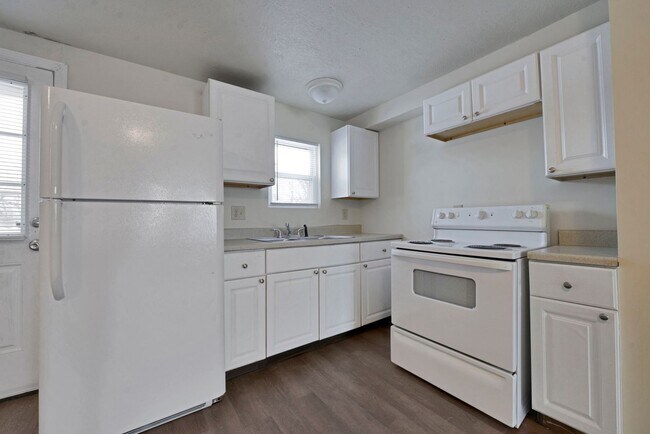 Building Photo - 2 Bedroom Affordable Housing Apartment