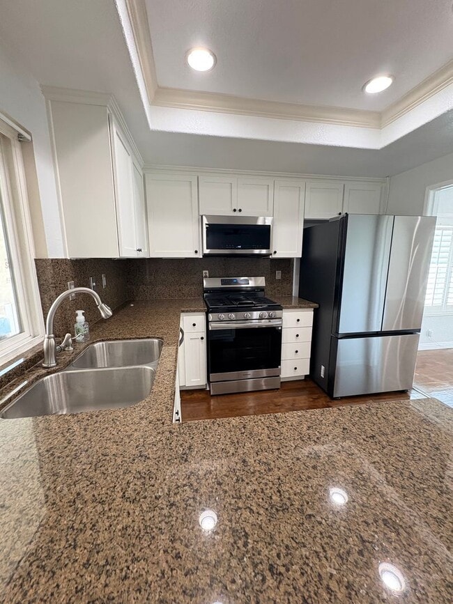 Building Photo - Beautiful single story home in Anaheim Hills. MUST SEE