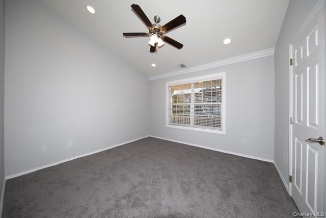 Building Photo - 46 Village Green Dr