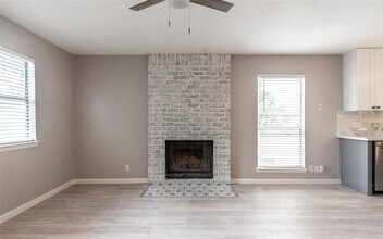 Building Photo - 1505 Cinnamon Path