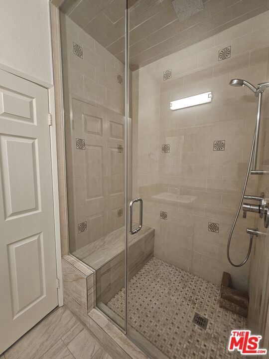 Building Photo - 5420 Sylmar Ave