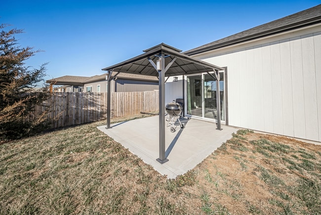 Building Photo - Please View 3D Virtual Walk-Through Before Scheduling a Showing