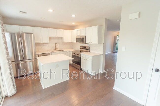 Building Photo - 612 Wilshire Ln