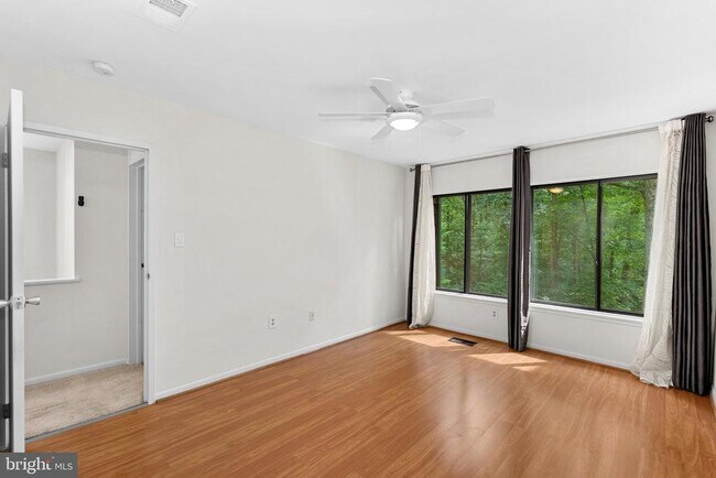 Building Photo - 11545 Hearthstone Ct