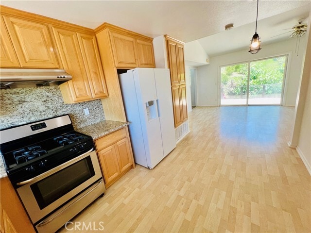 Building Photo - 28040 Lobrook Dr