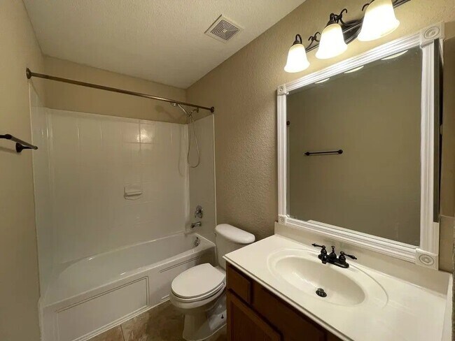 Building Photo - 6110 Moran Crest Dr