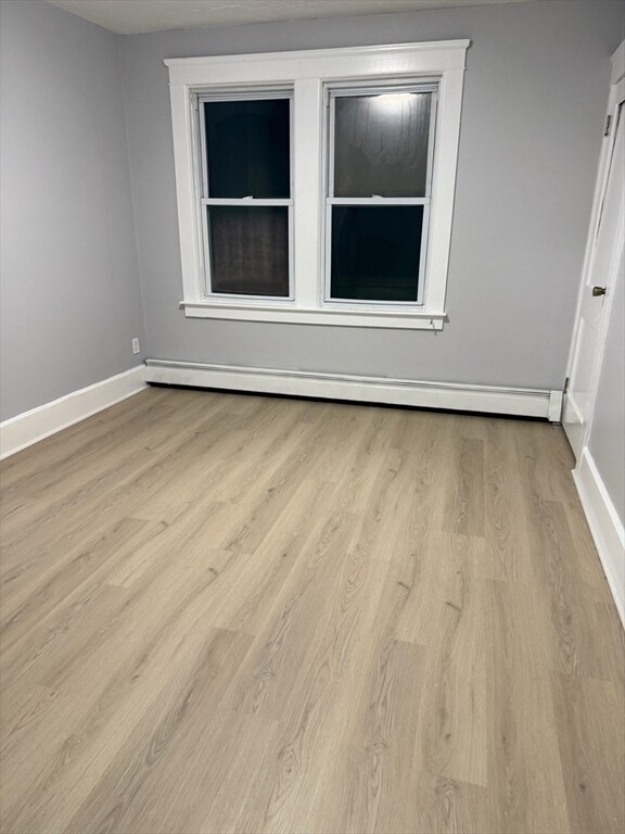 Building Photo - 423 Worcester St