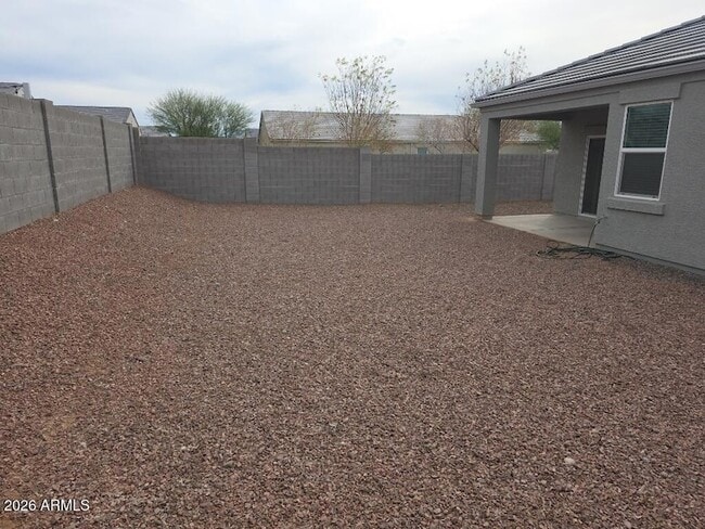 Building Photo - 18976 W Monroe St