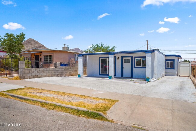 Building Photo - 3609 Fillmore Ave