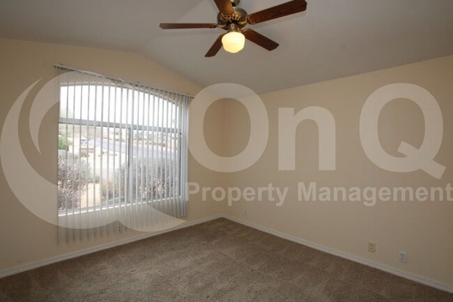 Building Photo - 1535 E Michelle Dr
