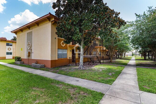 Building Photo - 748 Wyman Ct