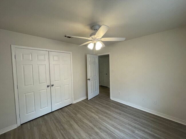 Building Photo - 31 Grand Lido