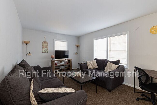 Building Photo - 4201 Searcy St