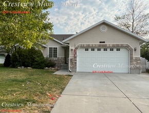 Building Photo - 2BR Apartment Close to Daybreak Marina and Trails