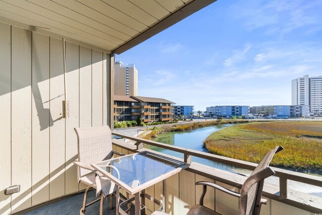 Building Photo - 9501 Shore Dr