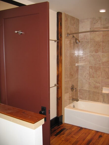 Bathroom view - 29 Middlebrook Ave