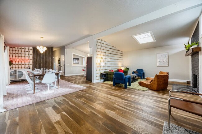 Building Photo - 12080 W 32nd Dr