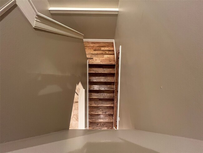 Building Photo - 1014 Roxella St