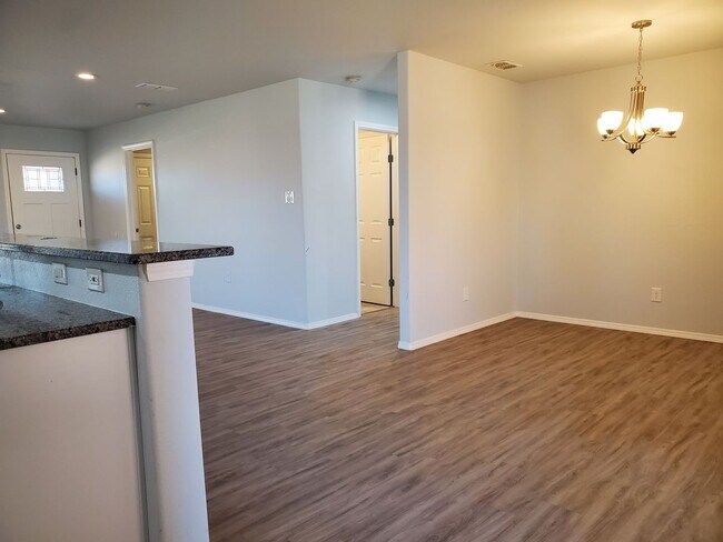 Building Photo - PRE-LEASE! Great 3/2/2 Located in Frenship ISD