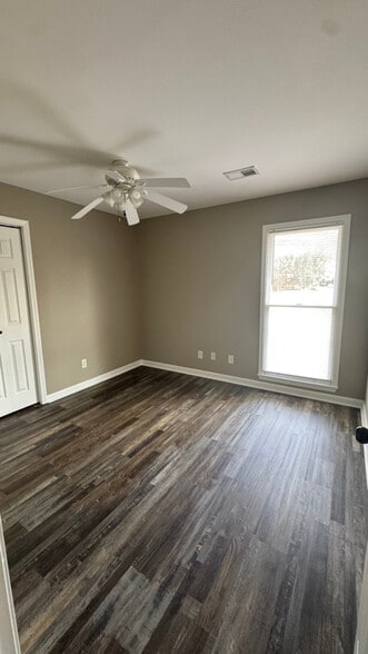 Building Photo - 350 Revere Rd