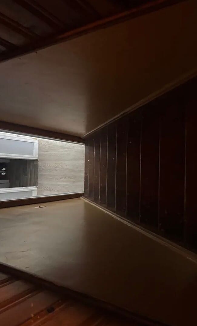 Building Photo - 3 bedroom bungalow~~