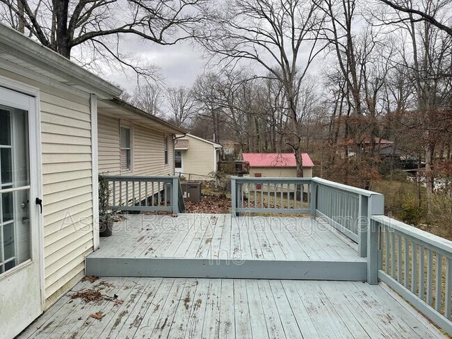 Building Photo - 5707 Scenic Ridge Rd