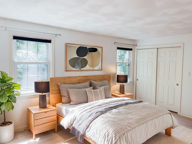 primary bedroom - 7 Oak Ridge Dr