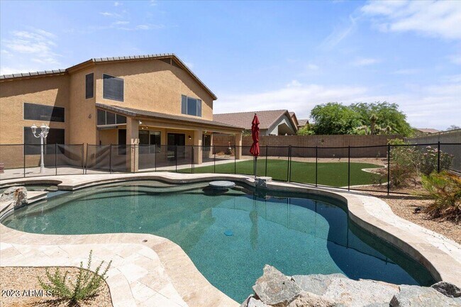 Building Photo - 4615 E Red Range Way