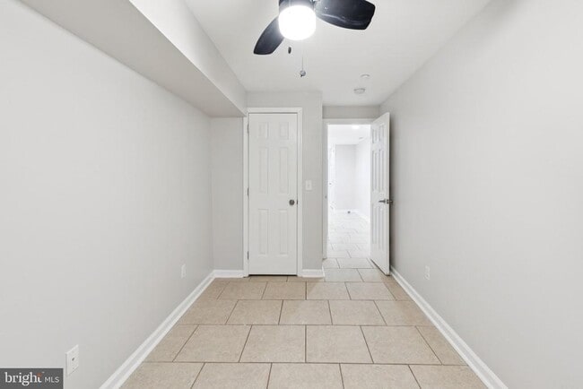 Building Photo - 1931 N Uber St