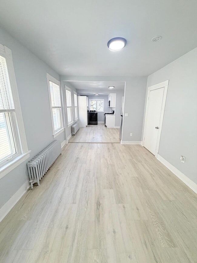 Building Photo - 39 Farren Ave