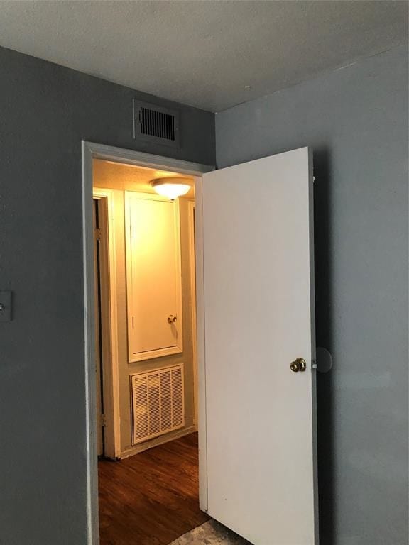 Building Photo - 12500 Sandpiper Dr