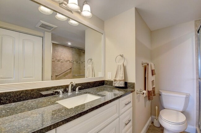 Building Photo - 4028 Newcastle B