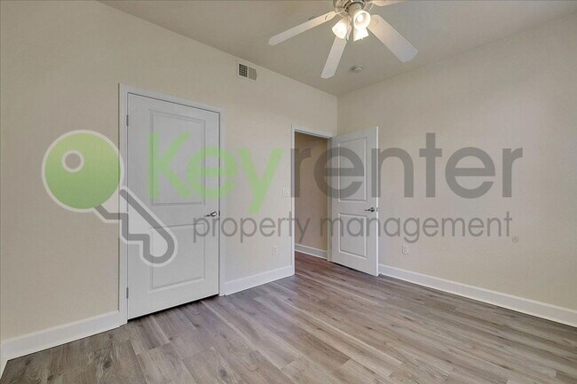 Building Photo - 1501 Secret Ravine Pkwy