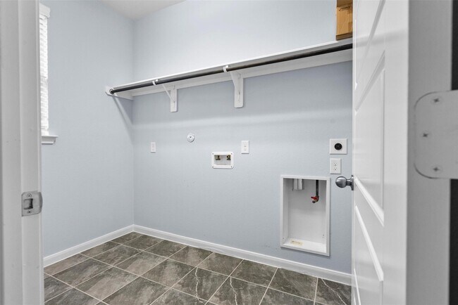 Building Photo - 18010 Wagstaff Wy