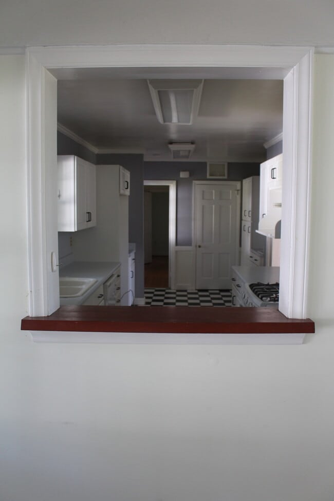 Building Photo - 122 Fort Rutledge Rd