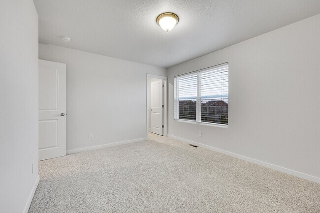 Building Photo - $2,550 - 3 Bed, 2.5 Bath Home in Colorado ...