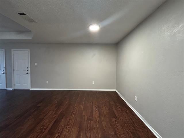 Building Photo - 6320 Holiday Ln