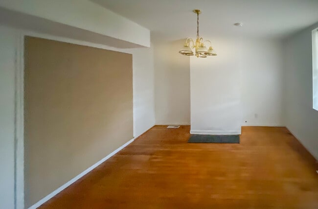 Building Photo - 1044 Farmer St