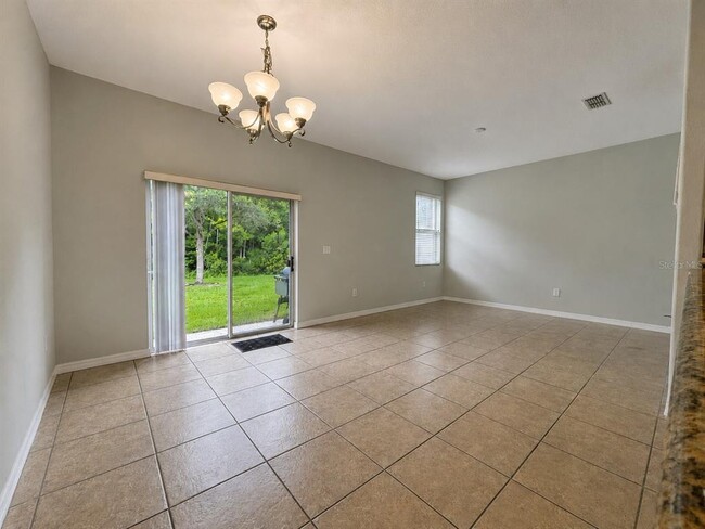 Building Photo - 11155 Savannah Landing Cir