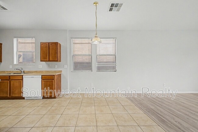 Building Photo - 45556 W Tucker Rd