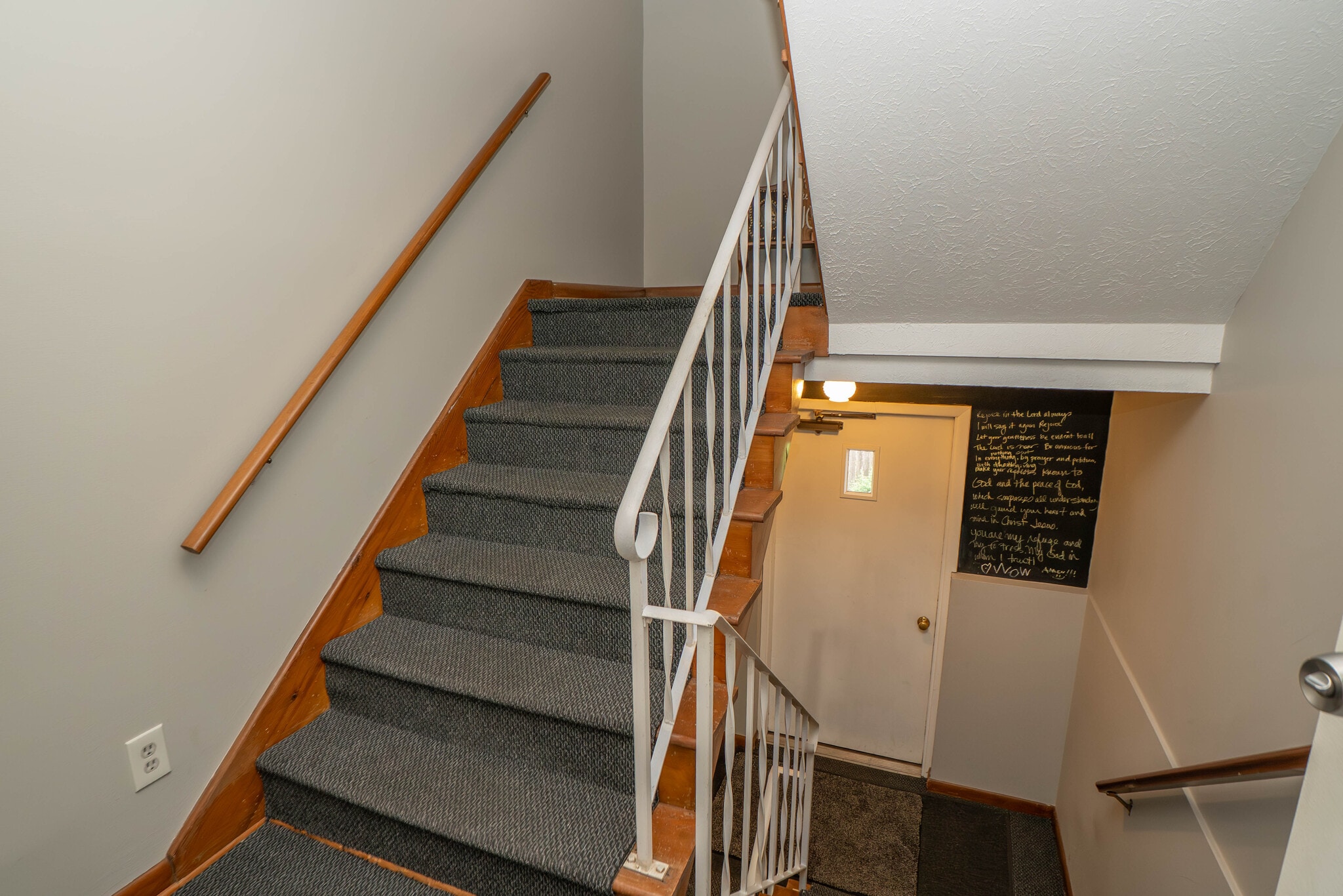 Building Photo - 1755 Cromwell Dr