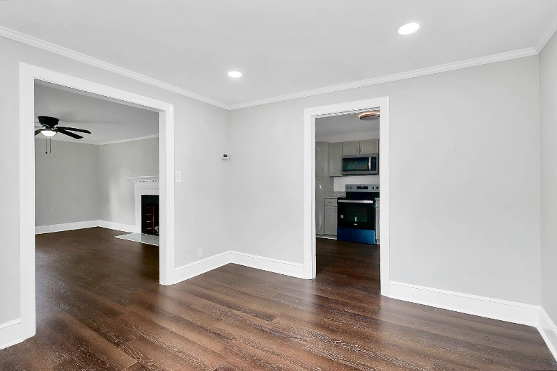 Building Photo - 5726 Oak Dr