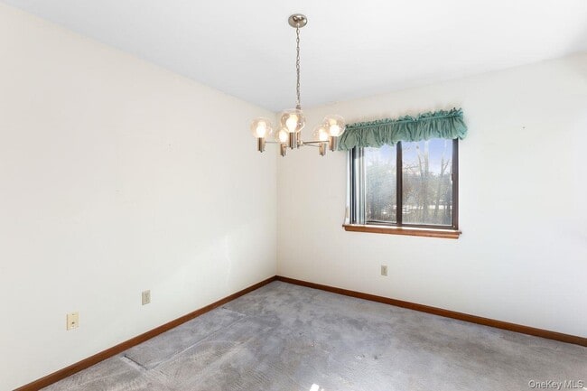 Building Photo - 422 Panorama Dr