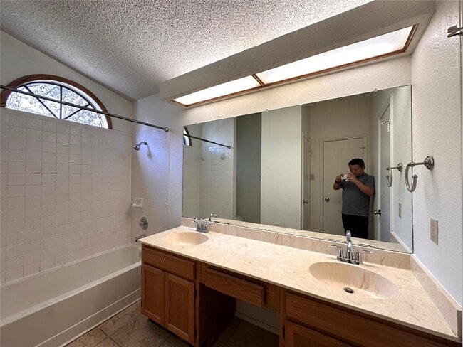 Building Photo - 4611 Tobago Cove